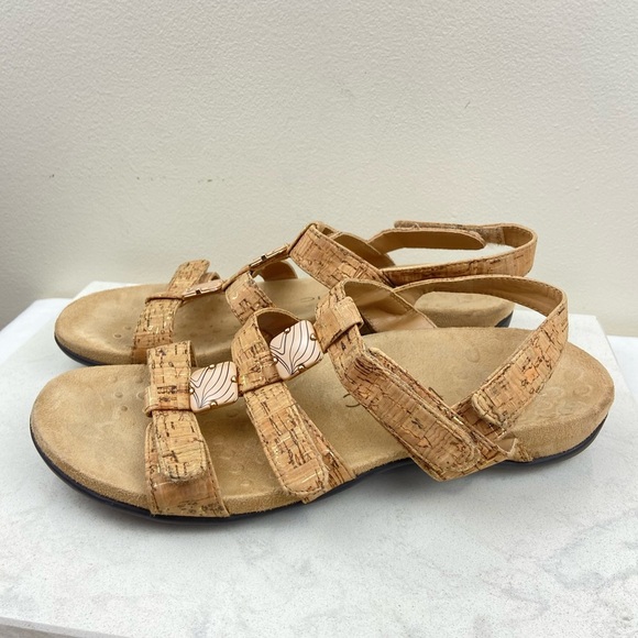 Vionic Amber Cork Sandals Walking Travel Outdoor - Picture 8 of 11